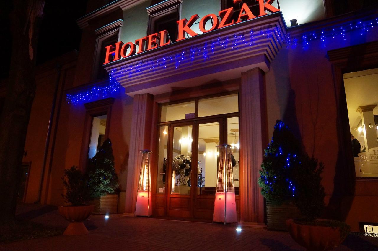 Hotel Kozak Chełm Exteriör bild
