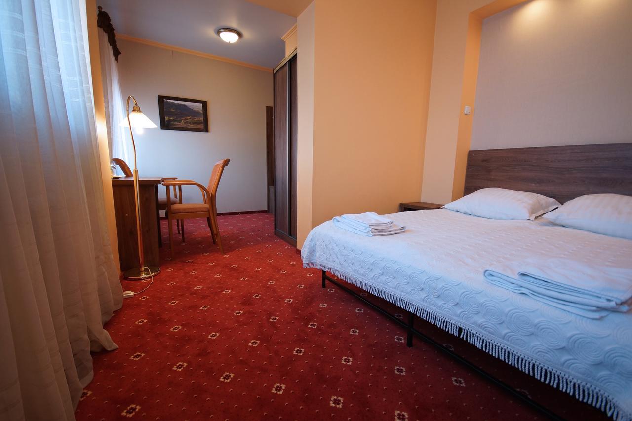 Hotel Kozak Chełm Exteriör bild